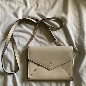 Crossbody purse